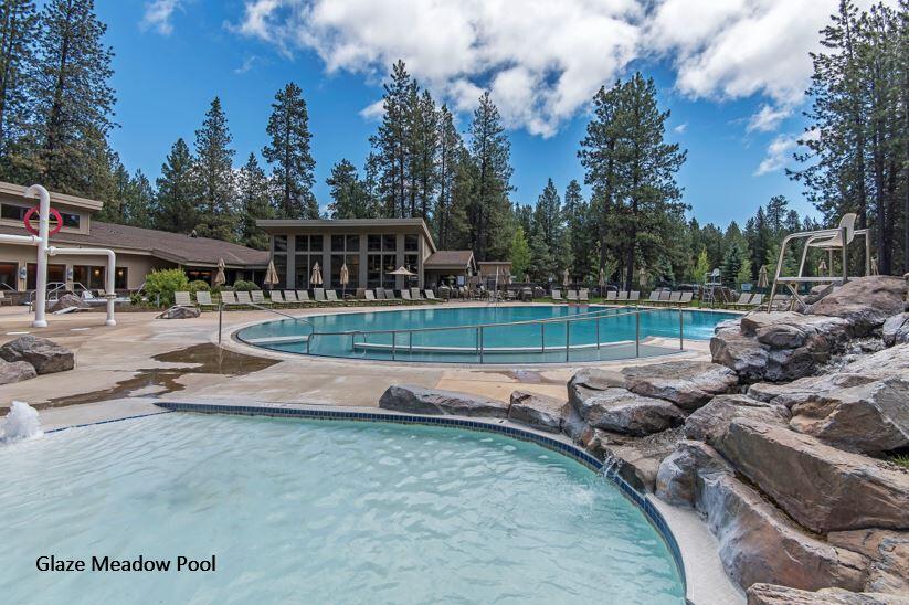 70767 Alpine Beauty Black Butte Ranch, OR 97759 - Photo 20 of 24 Glaze Meadow Pool