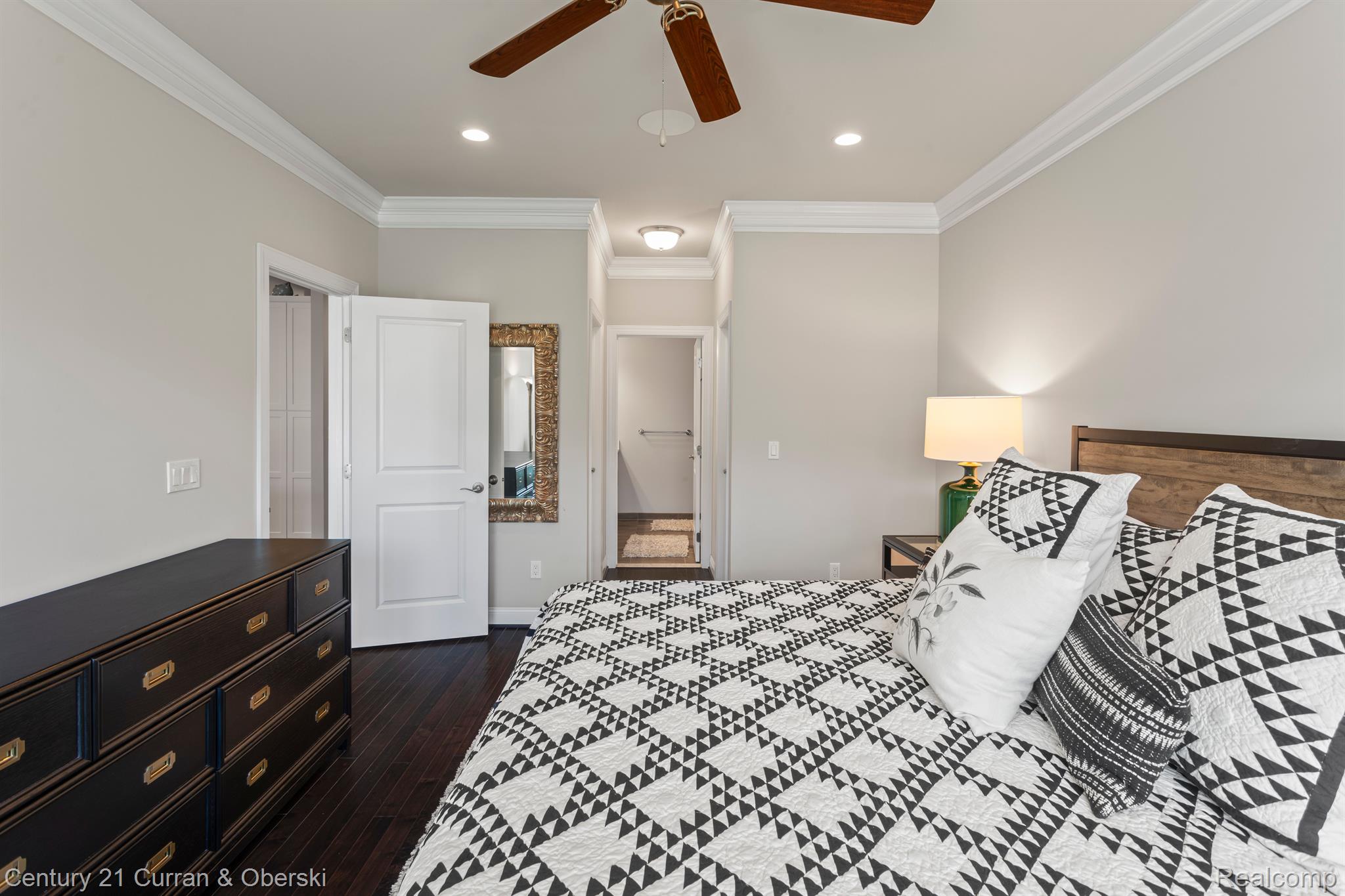 42833 Cardinal Way Novi, MI 48375 - Photo 23 of 39 Gallery Image 23