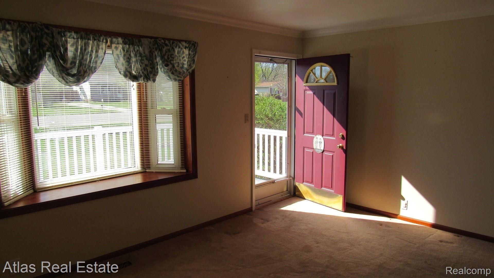 5014 North Belsay Road Flint, MI 48506 - Photo 12 of 31 IMG_2872.JPG