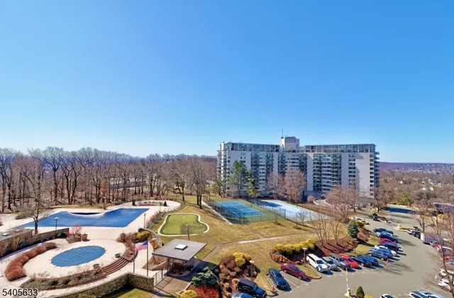 $3,650 | 2 Claridge Drive, Verona, NJ 07044