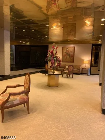 $3,650 | 2 Claridge Drive, Verona, NJ 07044