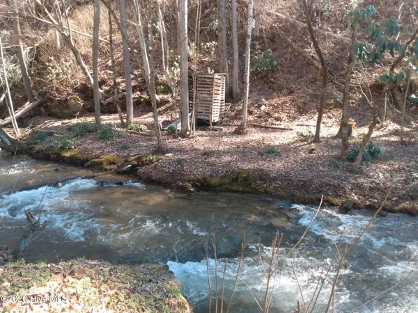 $75,000 | 1412 Dicks Creek Road, Whittier, NC 28789