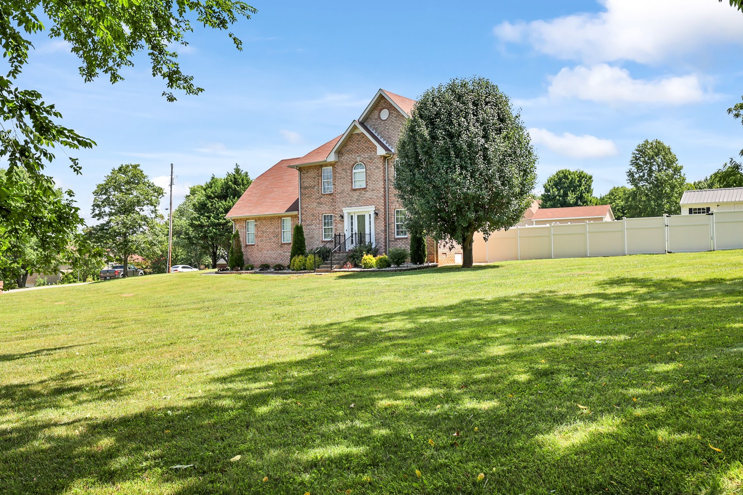 1001 Optimum Lane Springfield, TN 37172 - Photo 4 of 60 Gallery Image 4