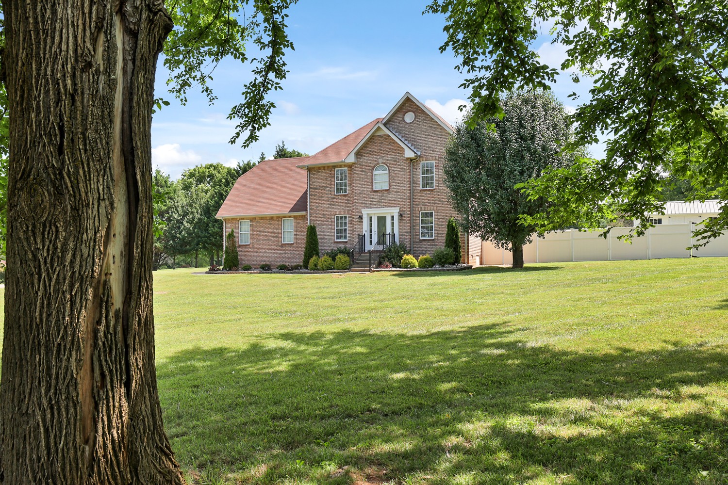 1001 Optimum Lane Springfield, TN 37172 - Photo 5 of 60 Gallery Image 5