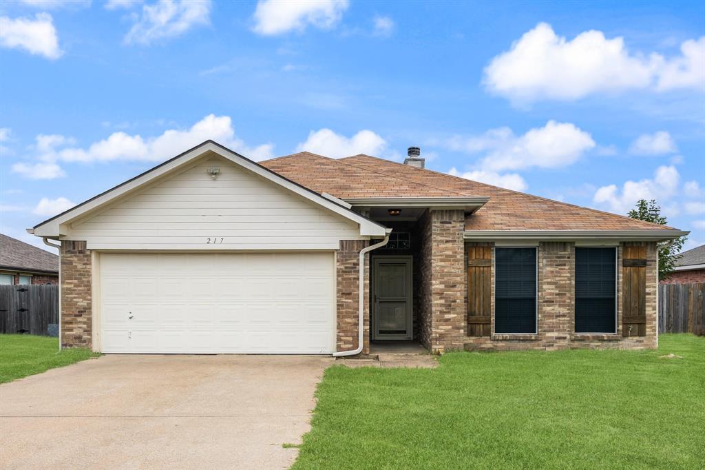 217 Windsor Forney, TX 75126 - Photo 2 of 17