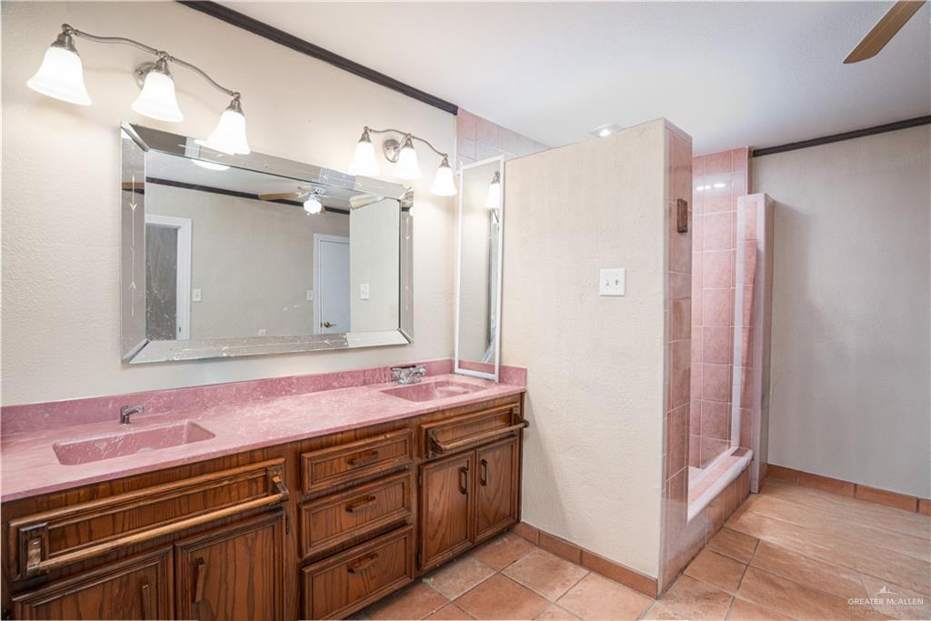 200 South Bentsen Road McAllen, TX 78501 - Photo 13 of 28