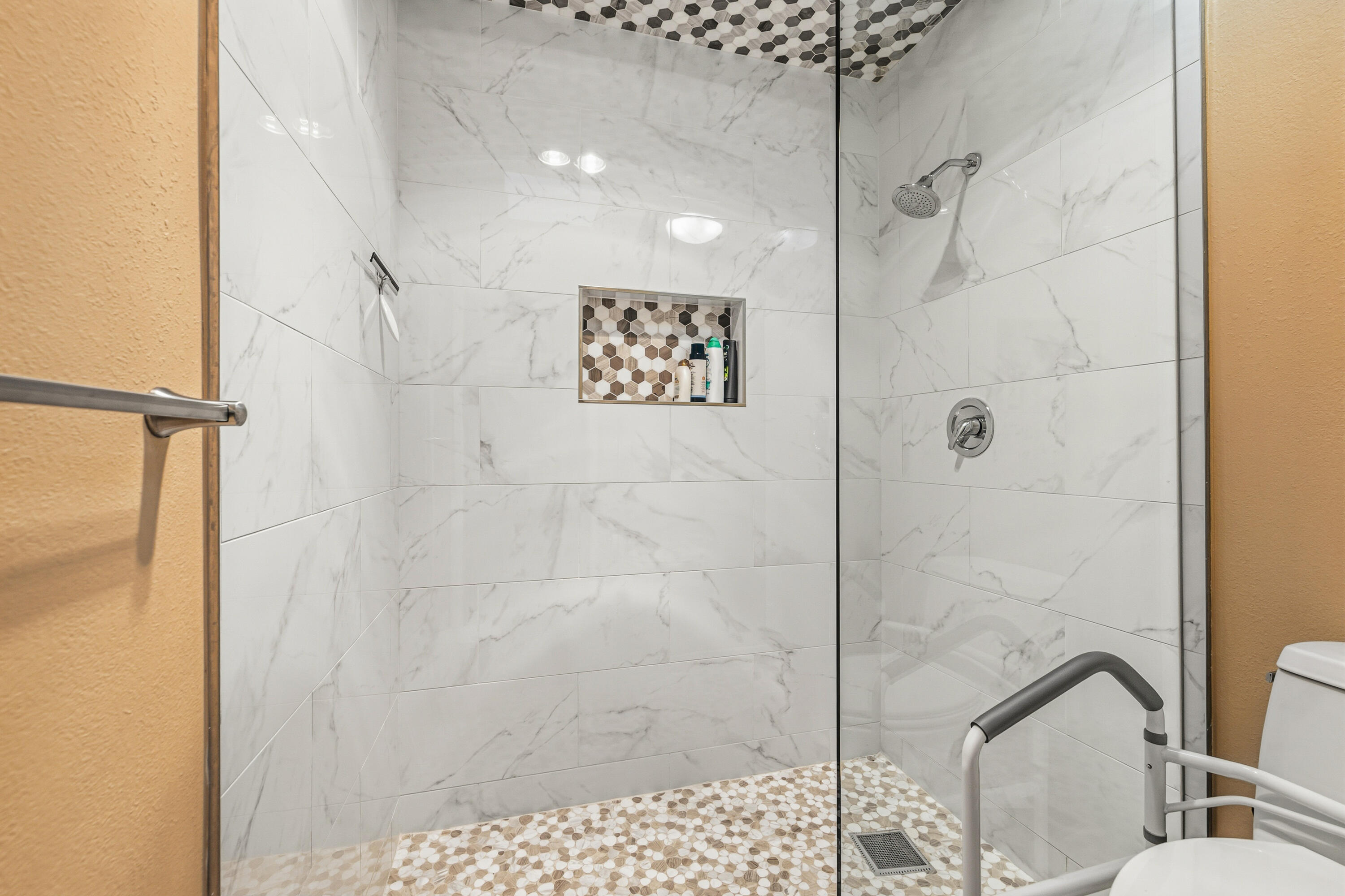 44828 Oro Grande Circle Indian Wells, CA 92210 - Photo 43 of 59 a bathroom with a shower