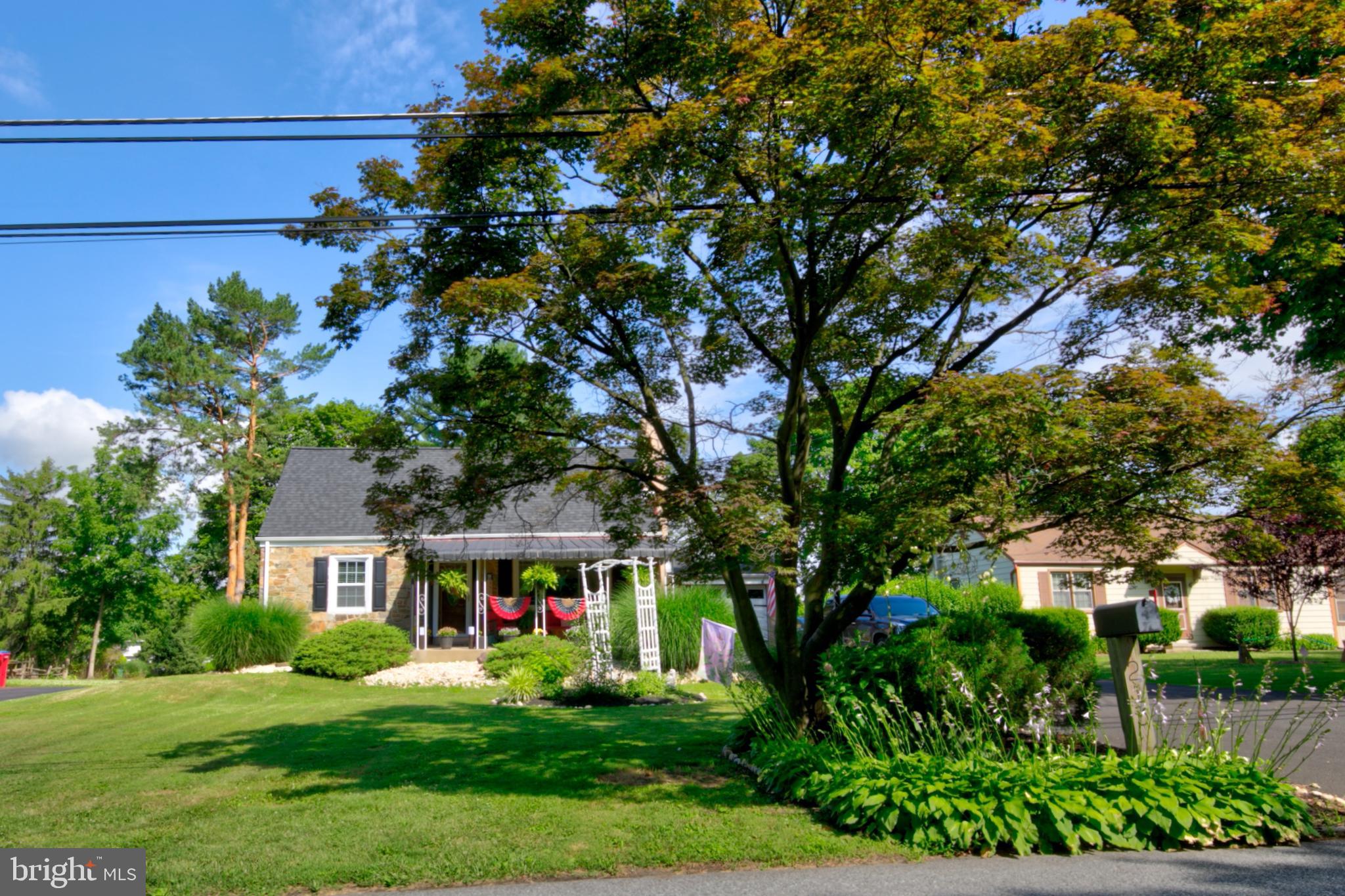 213 Church Road Norristown, PA 19403 - Photo 7 of 36 Gallery Image 7