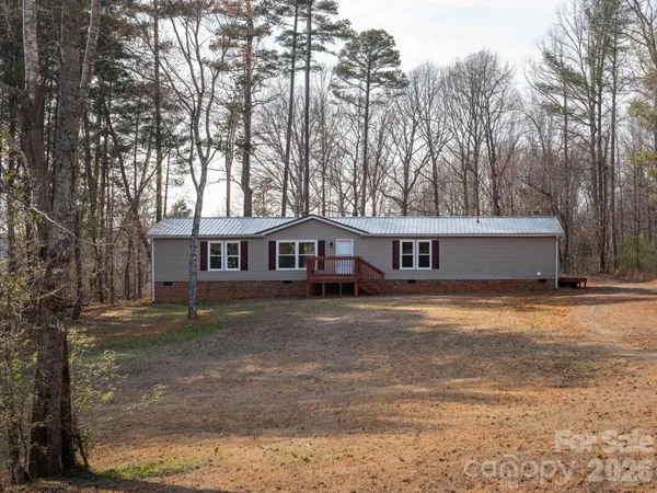 $195,000 | 3013 Bonnie Lane, Unit 3, Hickory, NC 28601