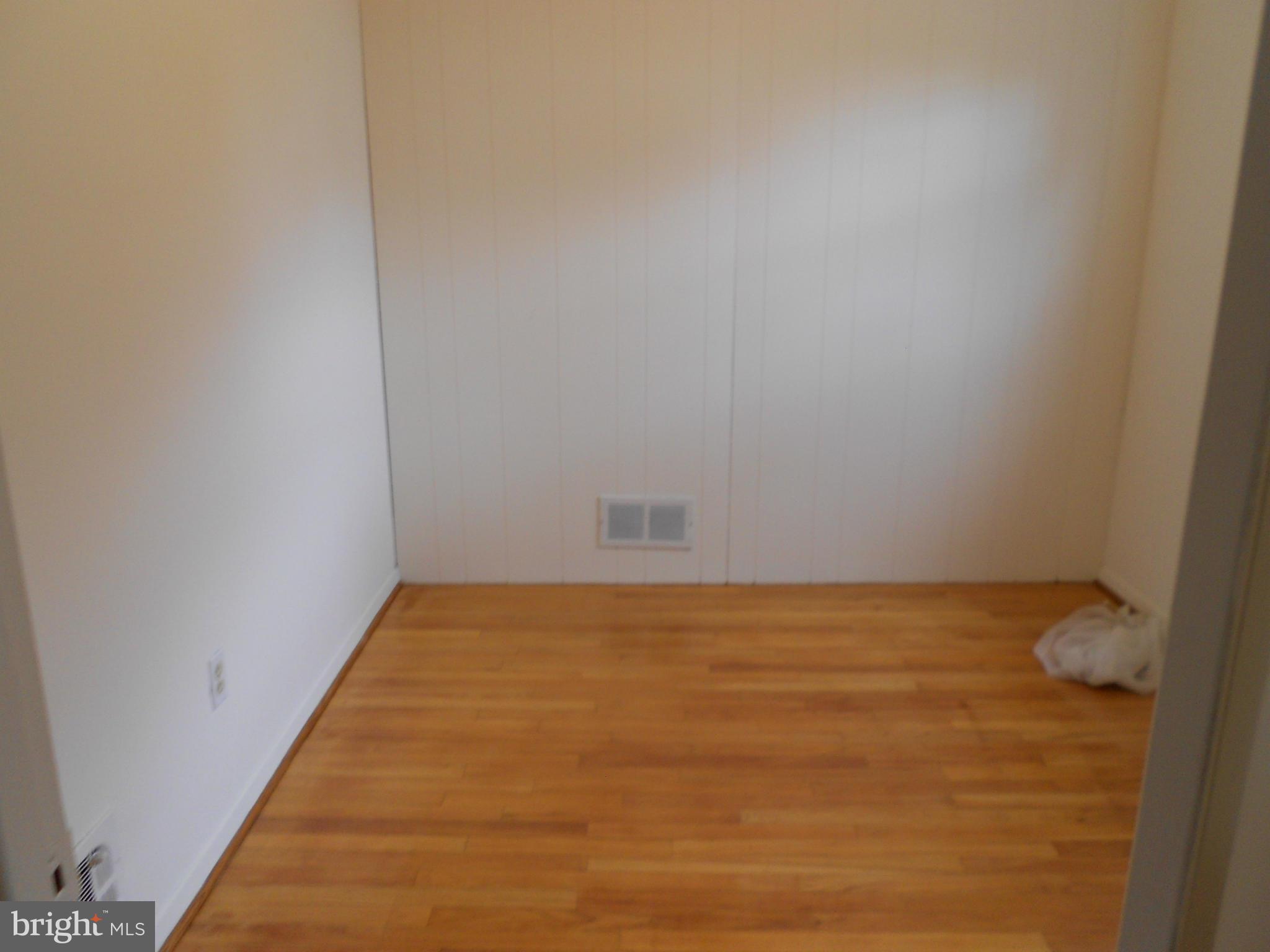 6235 Robin Hill Road Baltimore, MD 21207 - Photo 21 of 30