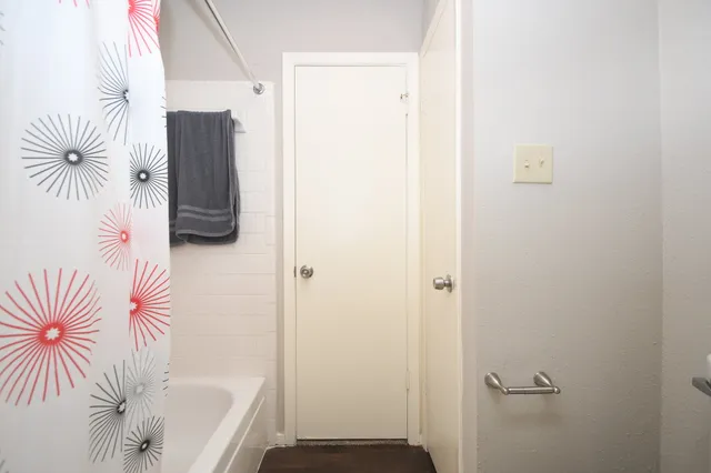 $269,500 | 10102 Barmont Drive, La Porte, TX 77571