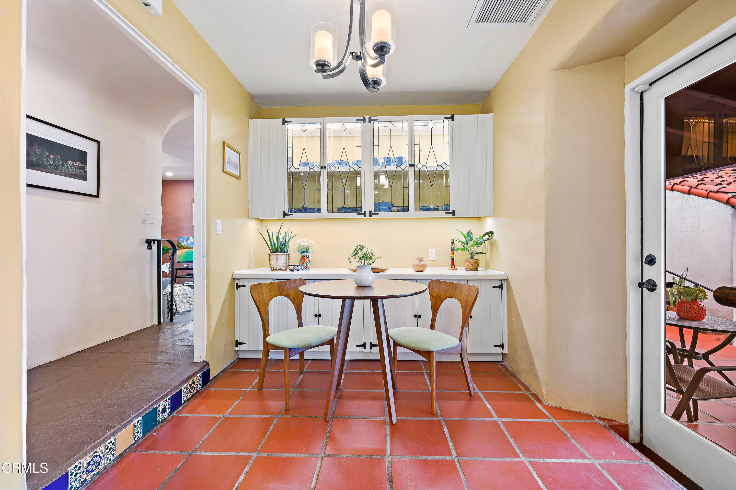 511 Garfield Avenue South Pasadena, CA 91030 - Photo 15 of 46 a dining room with furniture and window
