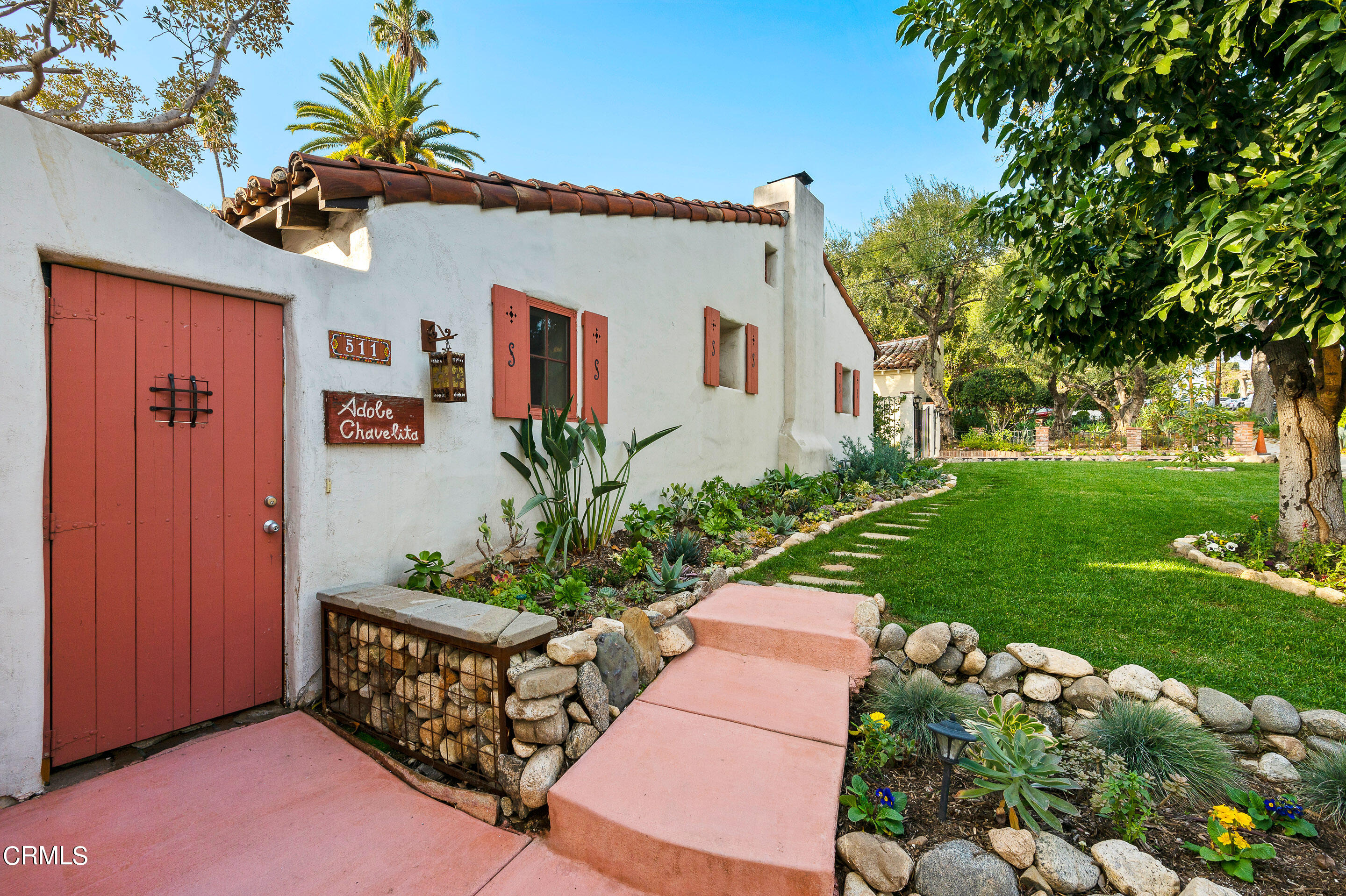 511 Garfield Avenue South Pasadena, CA 91030 - Photo 3 of 46 a front view of a house with garden