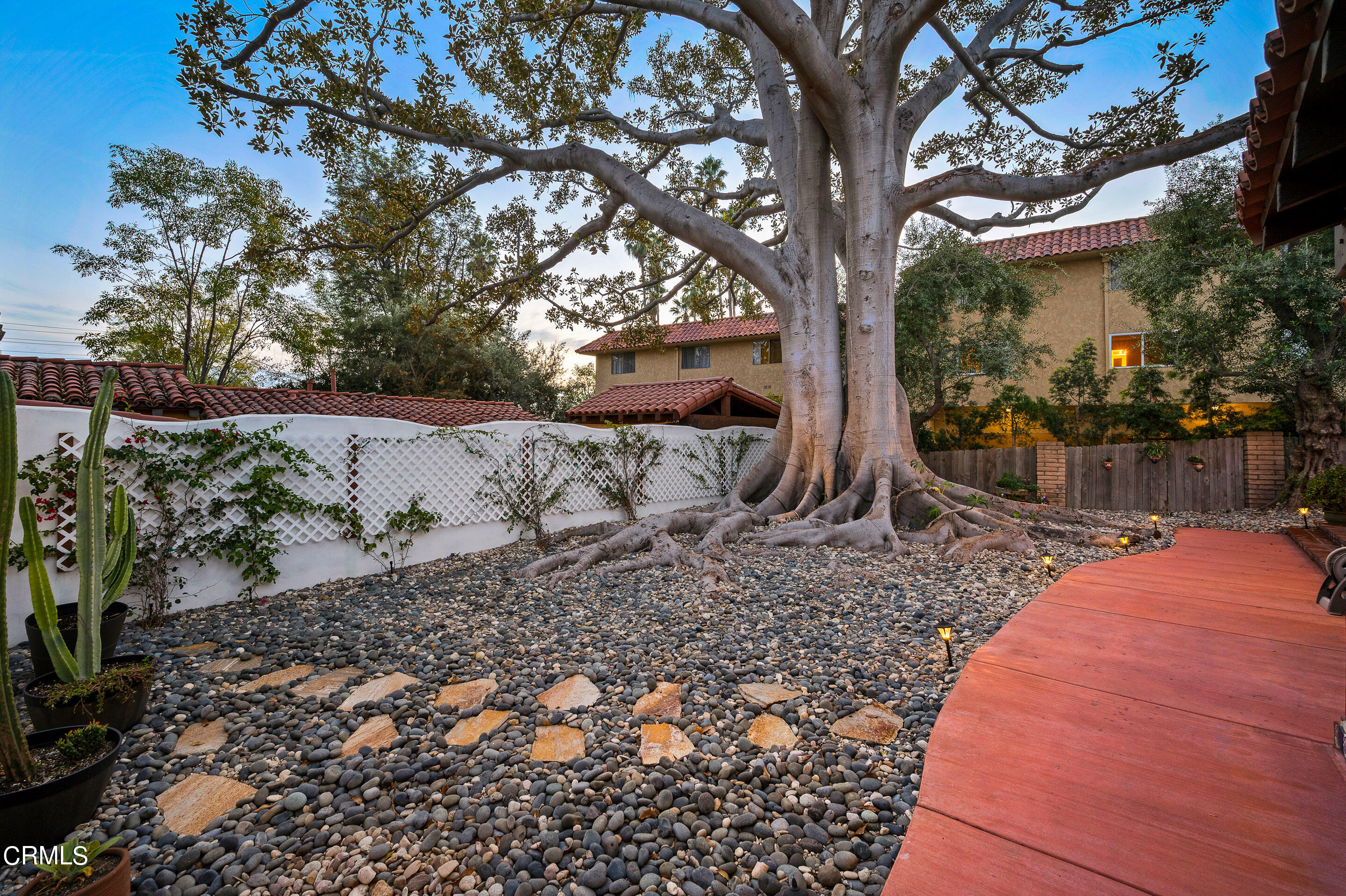 511 Garfield Avenue South Pasadena, CA 91030 - Photo 39 of 46 a backyard of a house with lots of green space