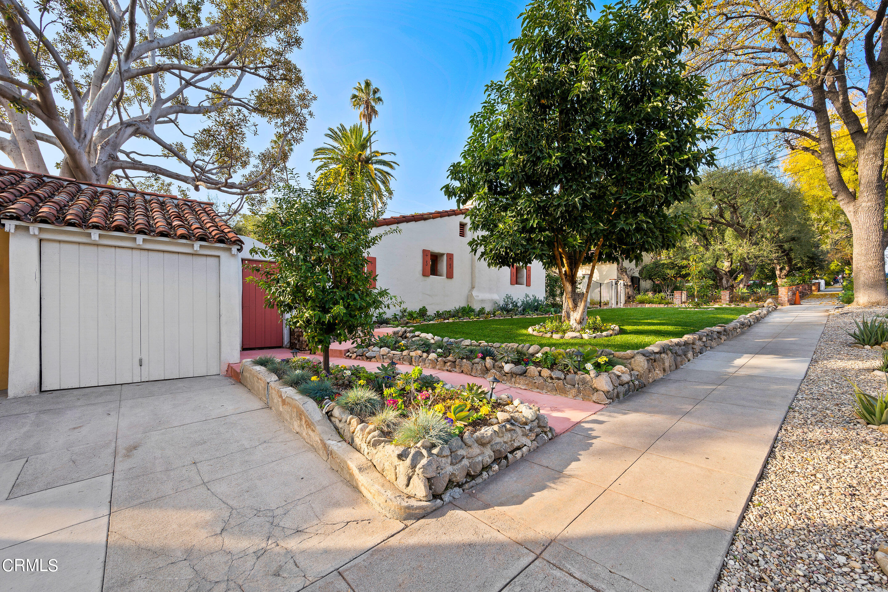 511 Garfield Avenue South Pasadena, CA 91030 - Photo 44 of 46 a front view of a house with garden