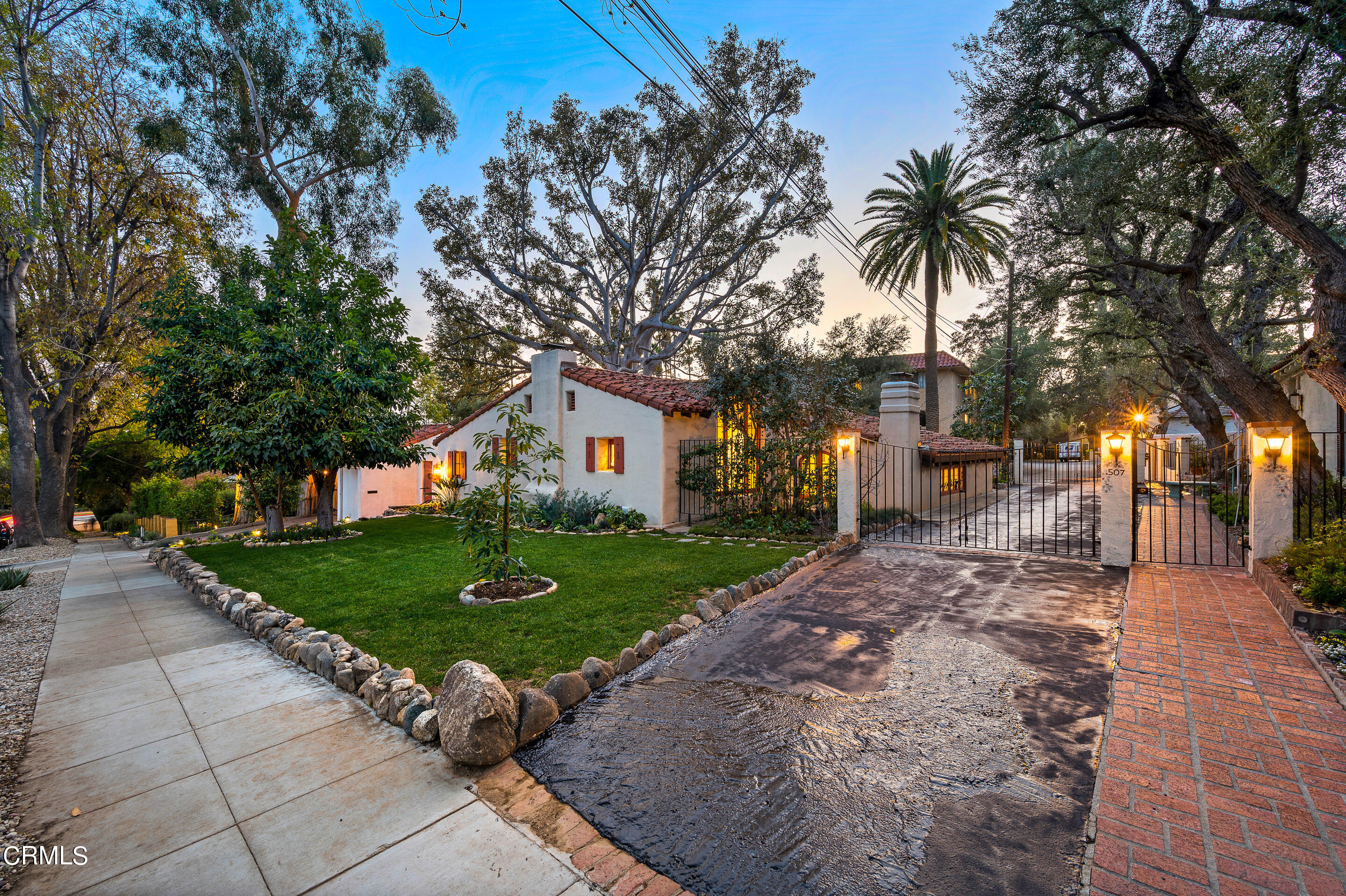 511 Garfield Avenue South Pasadena, CA 91030 - Photo 45 of 46 a front view of a house with garden