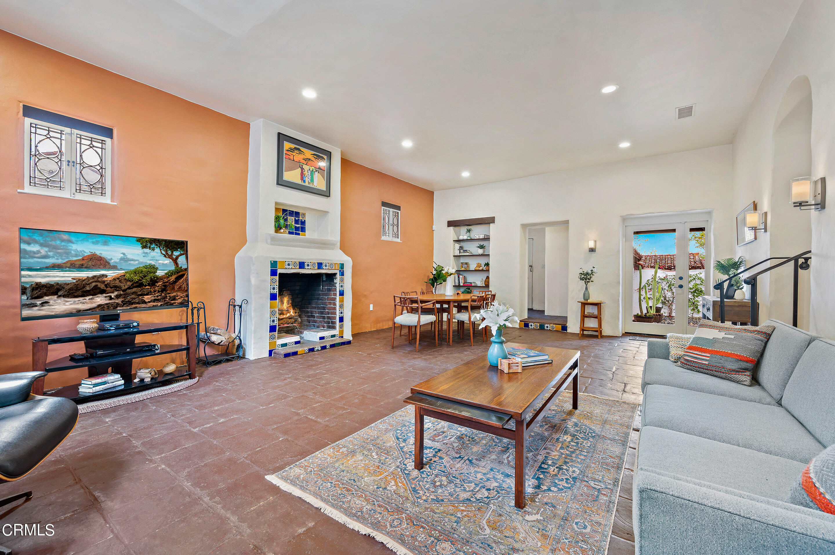 511 Garfield Avenue South Pasadena, CA 91030 - Photo 5 of 46 a living room with furniture and a flat screen tv