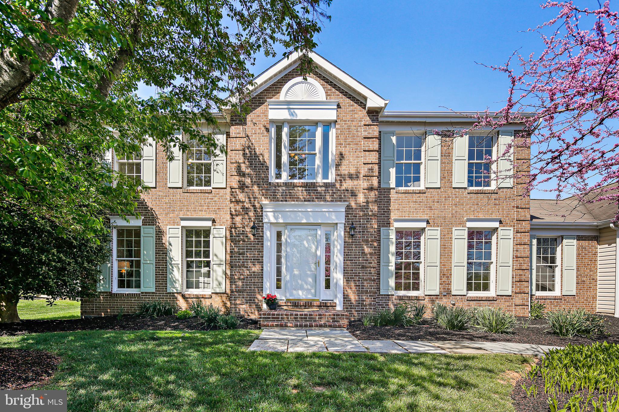 10268 Wetherburn Road Ellicott City, MD 21042 - Photo 3 of 40 Stunning brick front Center Hall Colonial