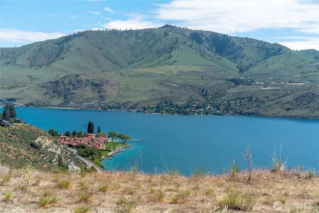 $435,000 | 126 Mira Vista Drive, Chelan, WA 98816