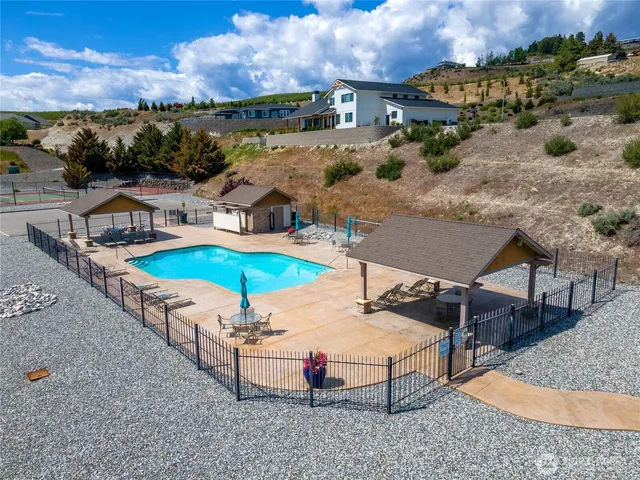 $435,000 | 126 Mira Vista Drive, Chelan, WA 98816