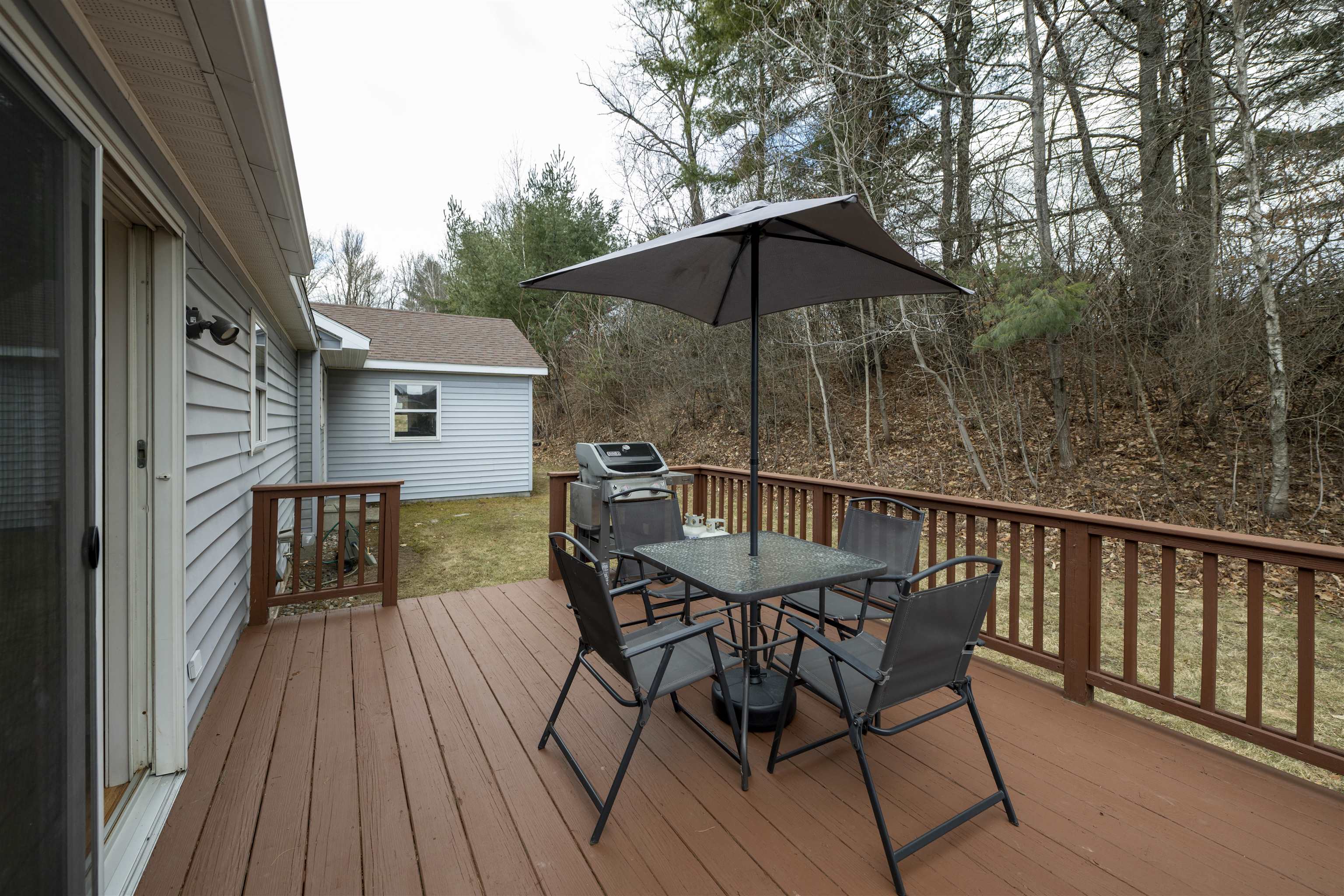 401 Colonial Drive Hartford, VT 05001 - Photo 21 of 33