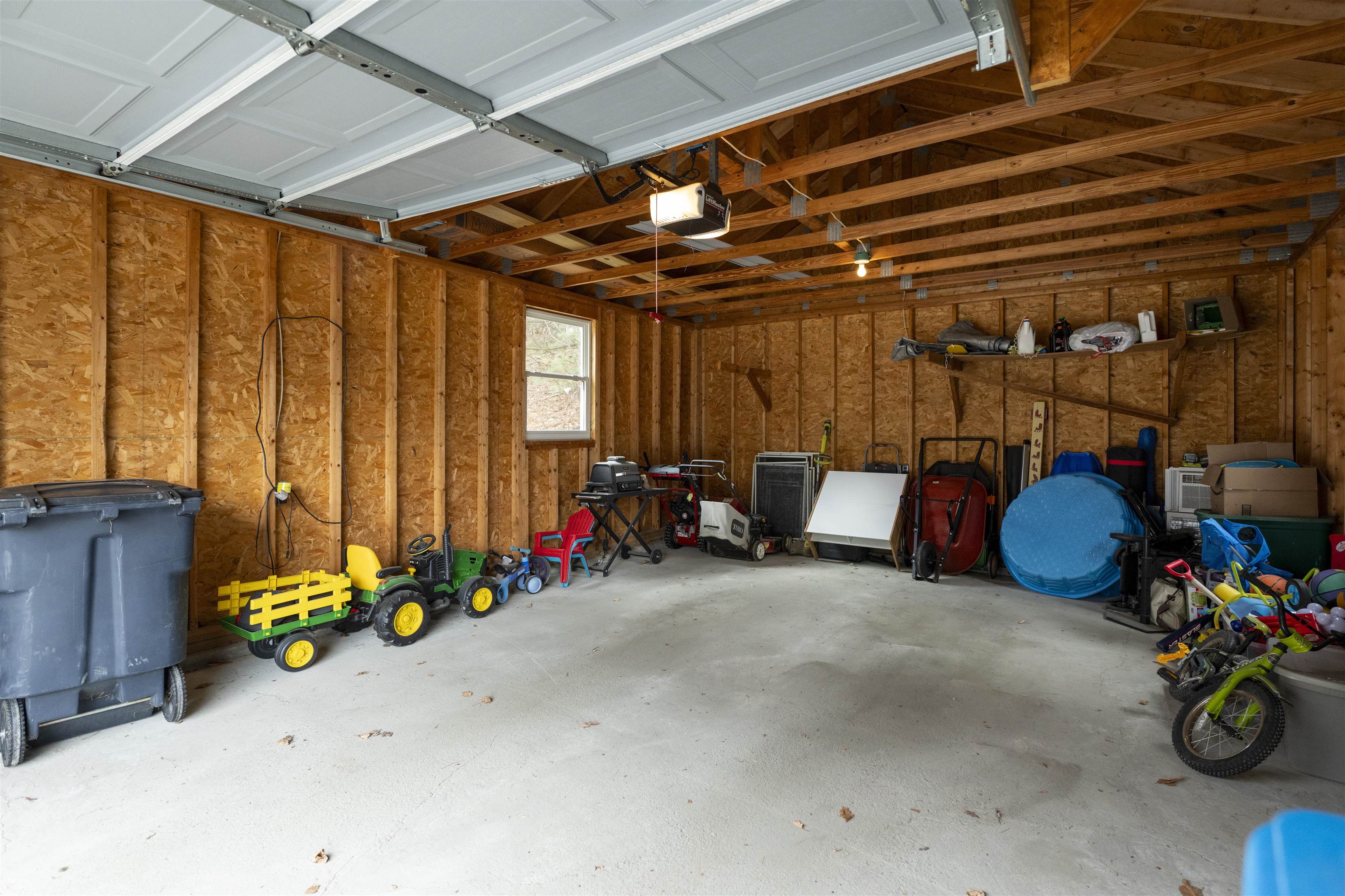 401 Colonial Drive Hartford, VT 05001 - Photo 33 of 33