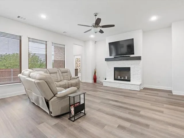 $399,000 | 408 Molly Lane, Keene, TX 76059