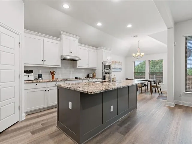 $399,000 | 408 Molly Lane, Keene, TX 76059