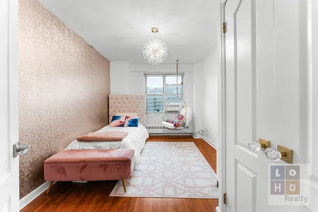 $1,795,000 | 570 Grand Street, Unit J406407 | Lower East Side