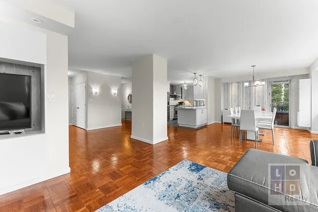 $1,795,000 | 570 Grand Street, Unit J406407 | Lower East Side