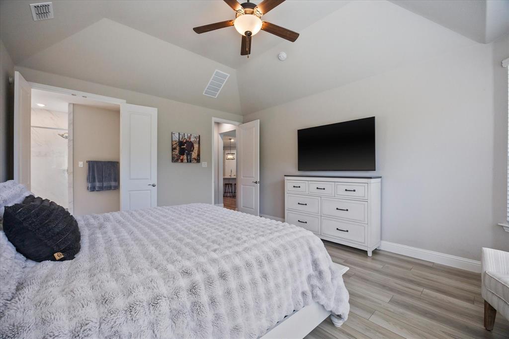 7504 Larson Lane Rowlett, TX 75089 - Photo 21 of 38