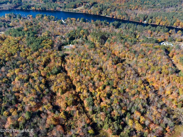 $175,000 | L15 East River Drive, Lake Luzerne, NY 12846