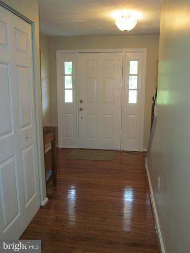 2488 Mullinix Mill Road Mount Airy, MD 21771 - Photo 17 of 21 Foyer