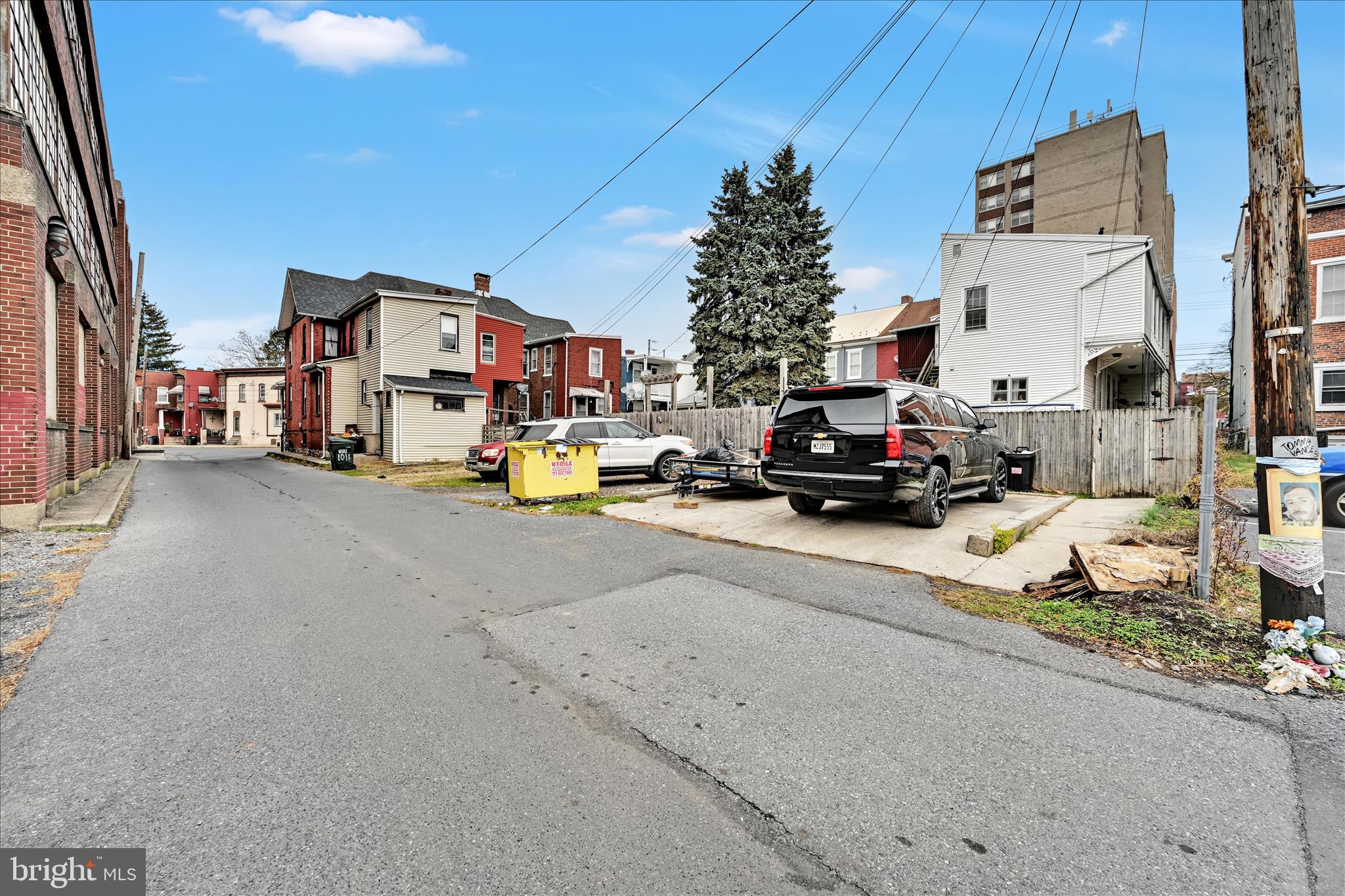 33 North 10th Street Lebanon, PA 17046 - Photo 30 of 31 a car parked in front of a building