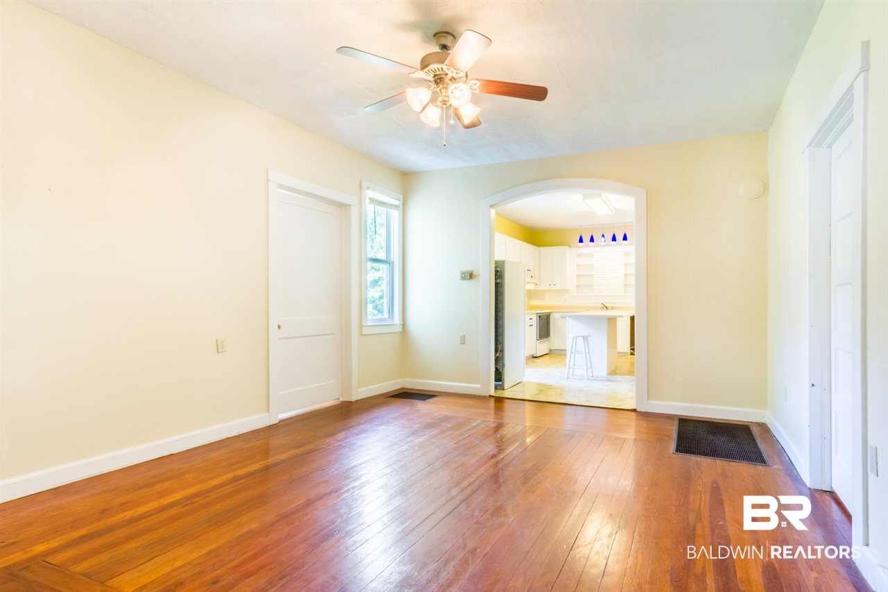 13313 Main Street Elberta, AL 36530 - Photo 9 of 23