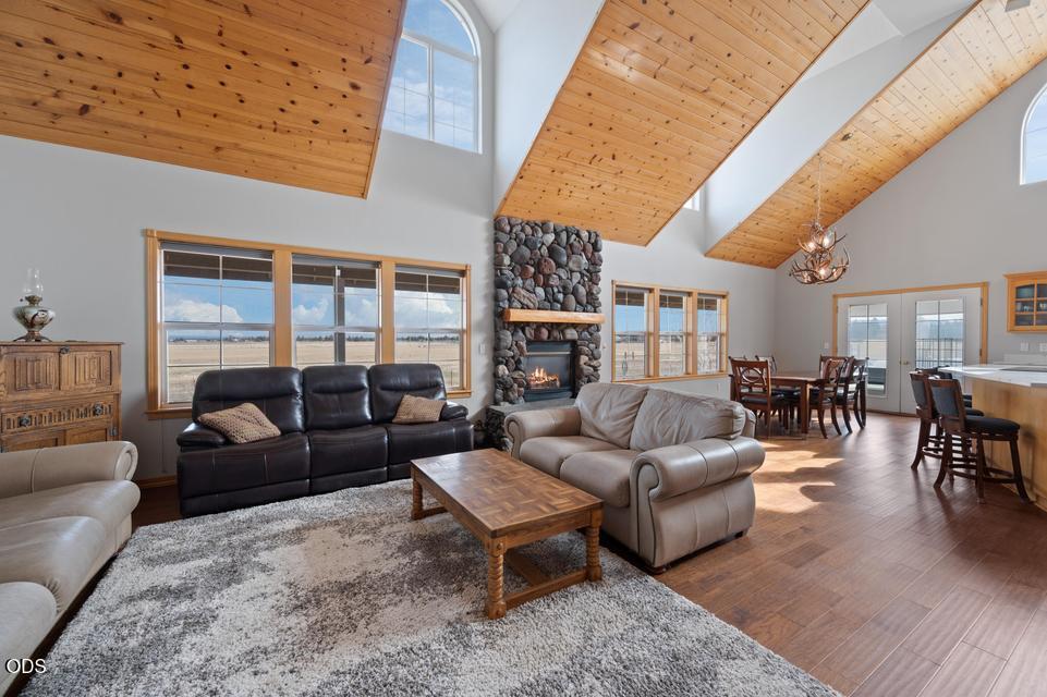 24585 Dodds Road Bend, OR 97701 - Photo 42 of 114