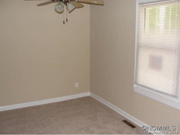 80 Shiloh Road Asheville, NC 28803 - Photo 3 of 8