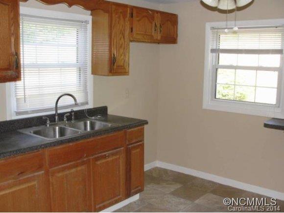 80 Shiloh Road Asheville, NC 28803 - Photo 4 of 8