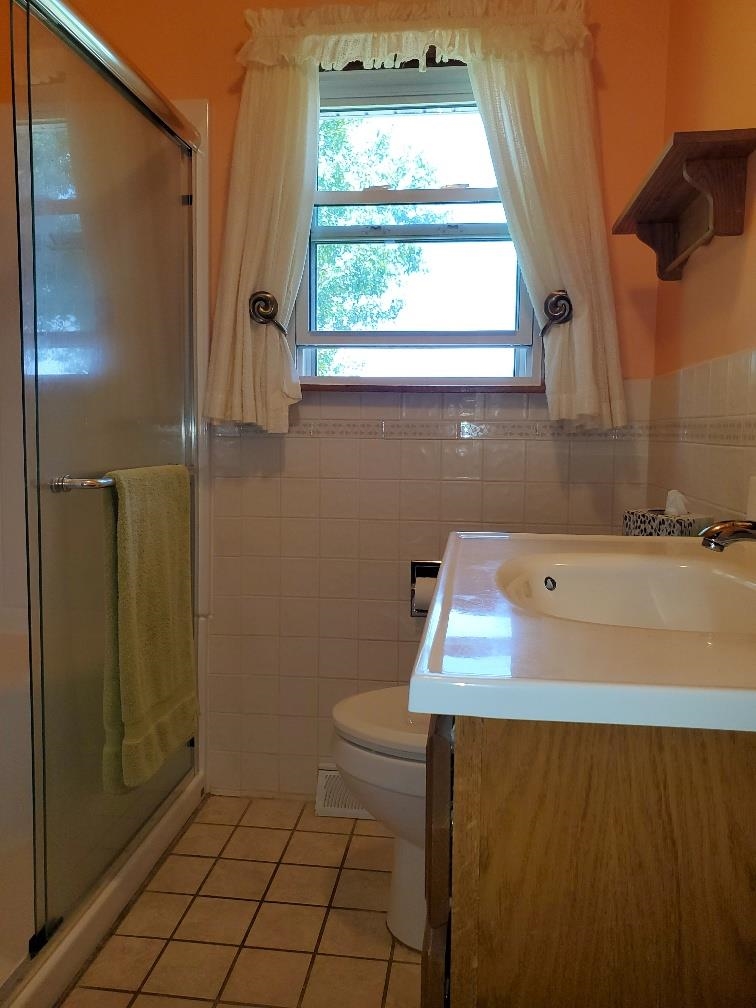 765 North Vandecar Road Mount Pleasant, MI 48858 - Photo 18 of 48
