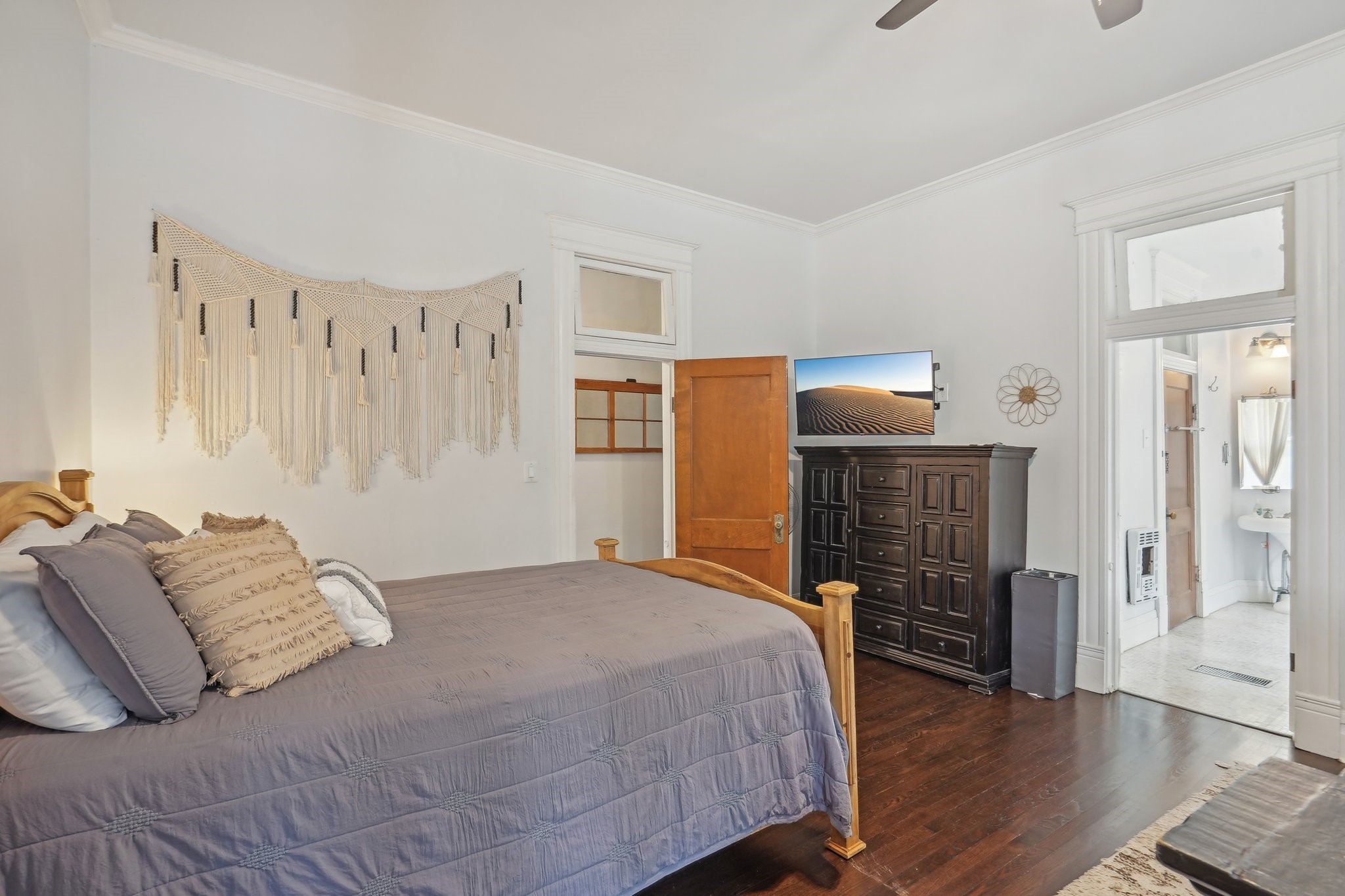 504 Fairview Street Houston, TX 77006 - Photo 17 of 39