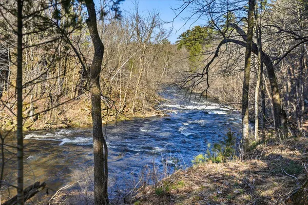 $989,900 | 481 130th Street, Amery, WI 54001