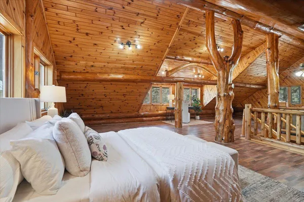 $989,900 | 481 130th Street, Amery, WI 54001