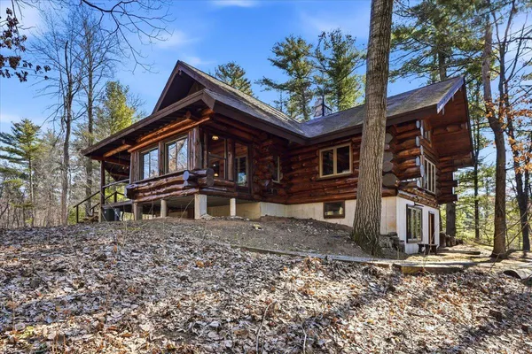 $989,900 | 481 130th Street, Amery, WI 54001