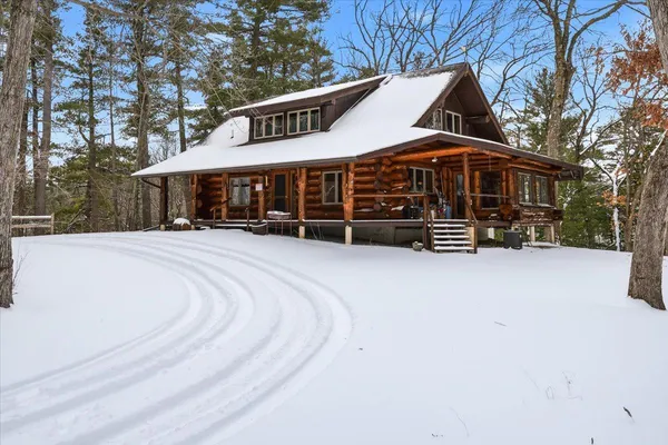 $989,900 | 481 130th Street, Amery, WI 54001