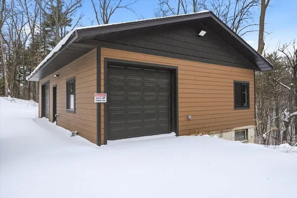 $989,900 | 481 130th Street, Amery, WI 54001