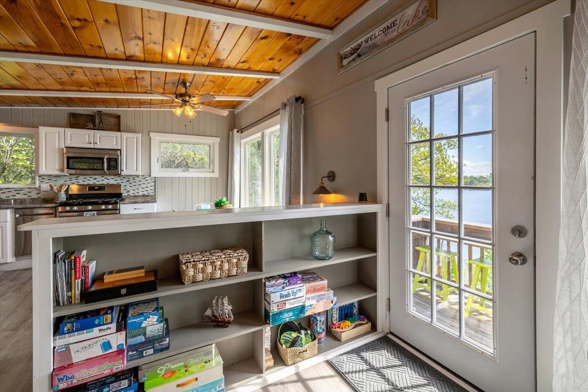 235 Pleasantview Drive North Hero, VT 05474 - Photo 19 of 38