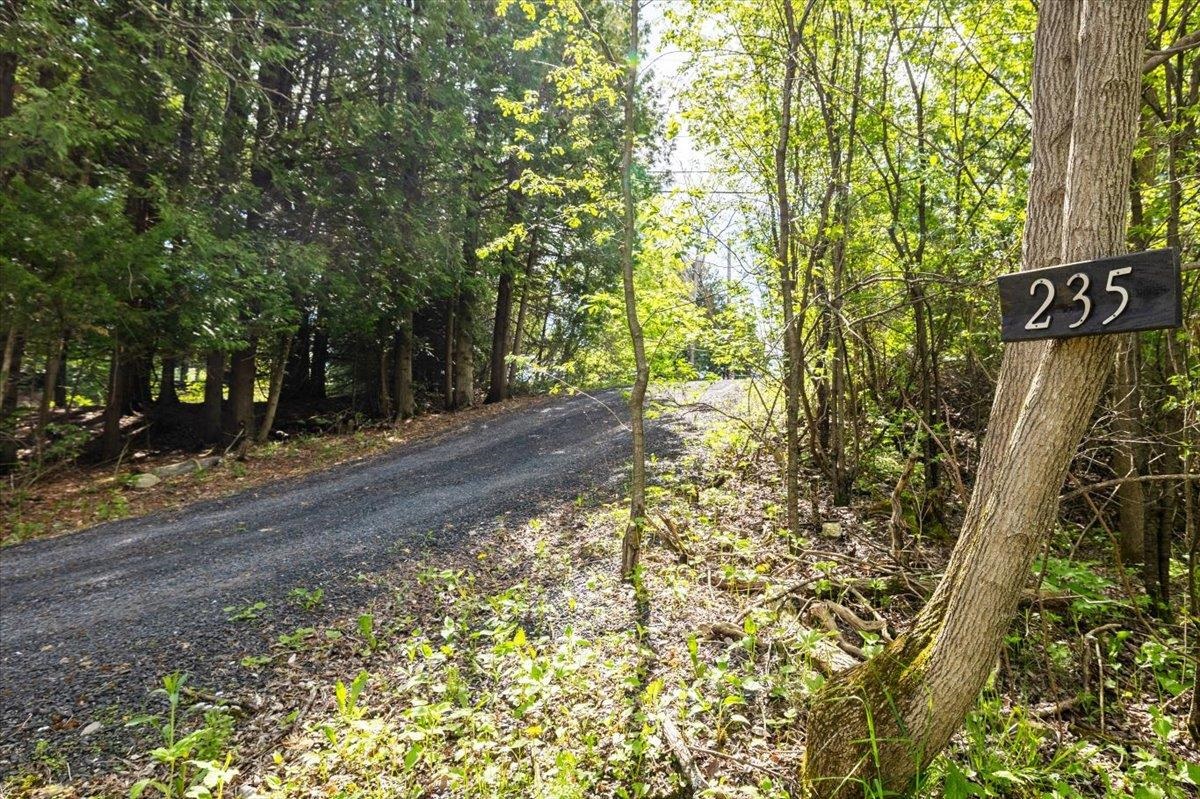 235 Pleasantview Drive North Hero, VT 05474 - Photo 4 of 38