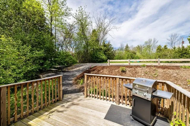 $399,900 | 235 Pleasantview Drive, North Hero, VT 05474