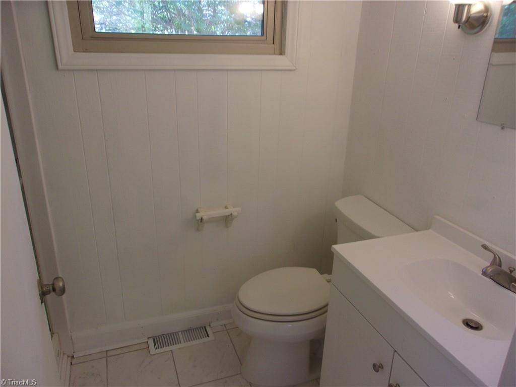 1300 Kentucky Street High Point, NC 27262 - Photo 35 of 48