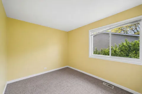 $385,000 | 1160 Bramble Avenue, Bolingbrook, IL 60490